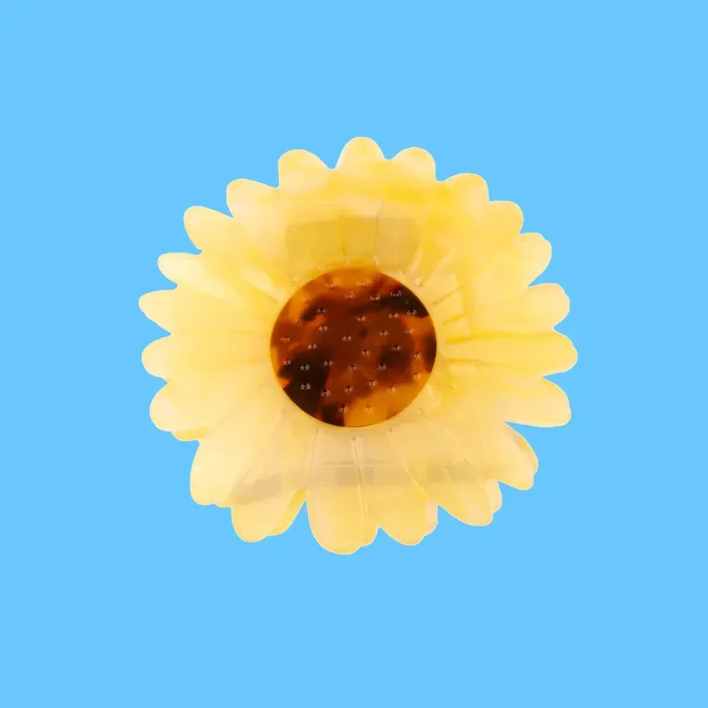 Φωτογραφία από Sunflower Hair Claw